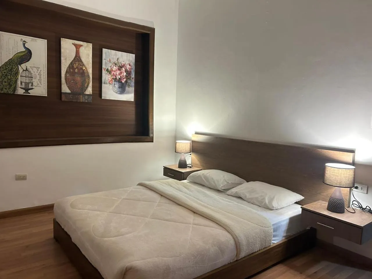 Hotel San Benito 昆卡